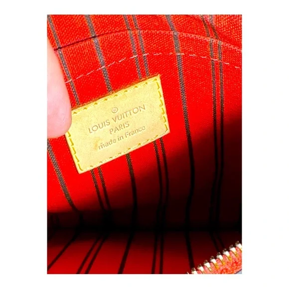 LOUIS VUITTON Neverfull Pouchette / Wristlet Monogram Brown in New Condition - Picture 11 of 13